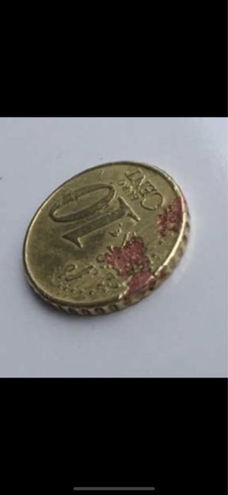 Moeda rara 10 cêntimos com defeito tem 2 tipos de metal. Muito rara