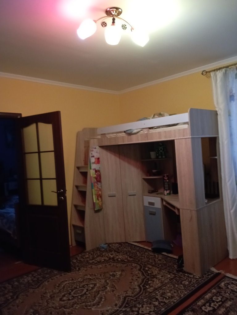 Продам ціна договірна