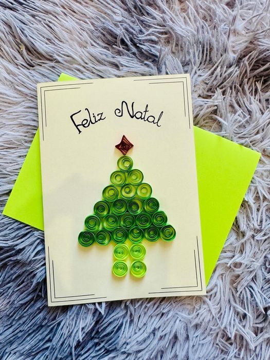 Artigos artesanais de quilling (Quilling handmade items)