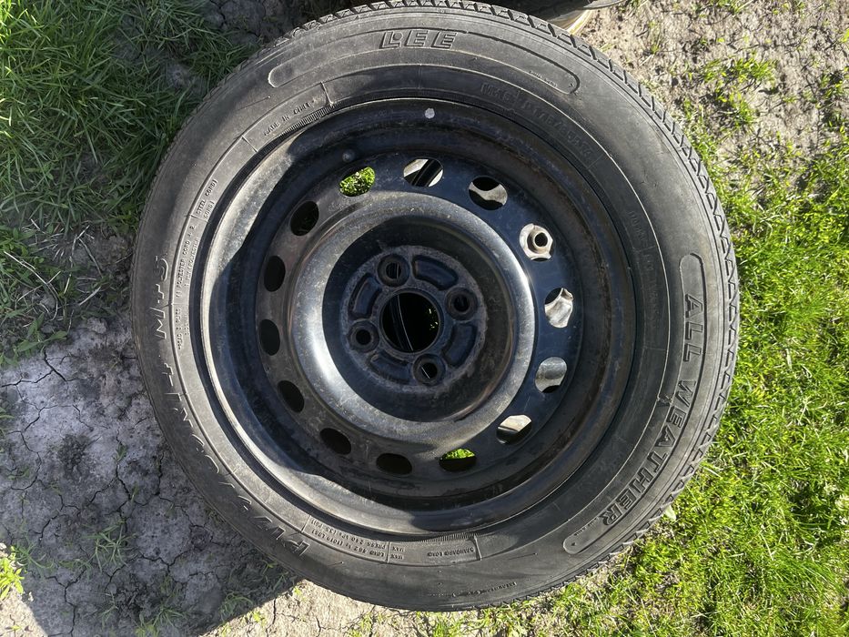 Продам диски з шинами  R14