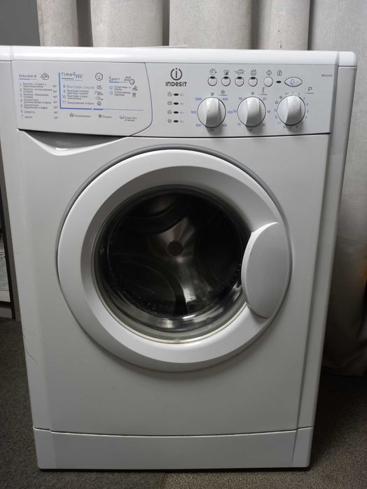 Пральна машина INDESIT WIUL 103