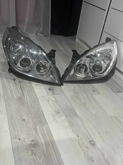 Komplet lamp przednich DEPO Opel Vectra C 2007 (lewa + prawa)