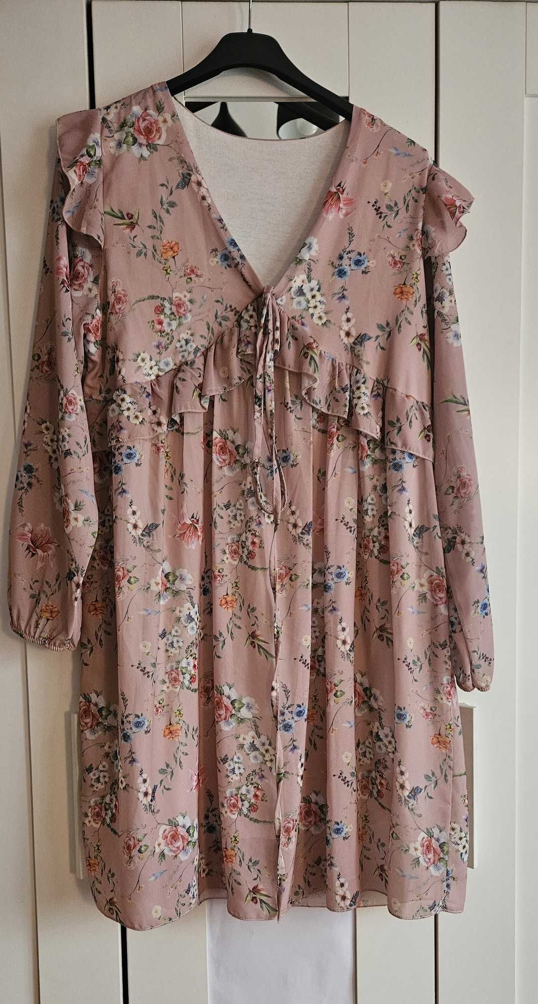 Moda włoska sukienka w kwiaty XL