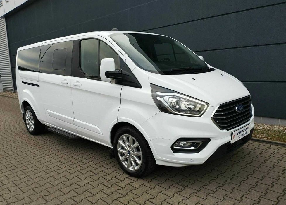 Wynajem busa  Ford Tourneo Costume 8 osobowy automat!