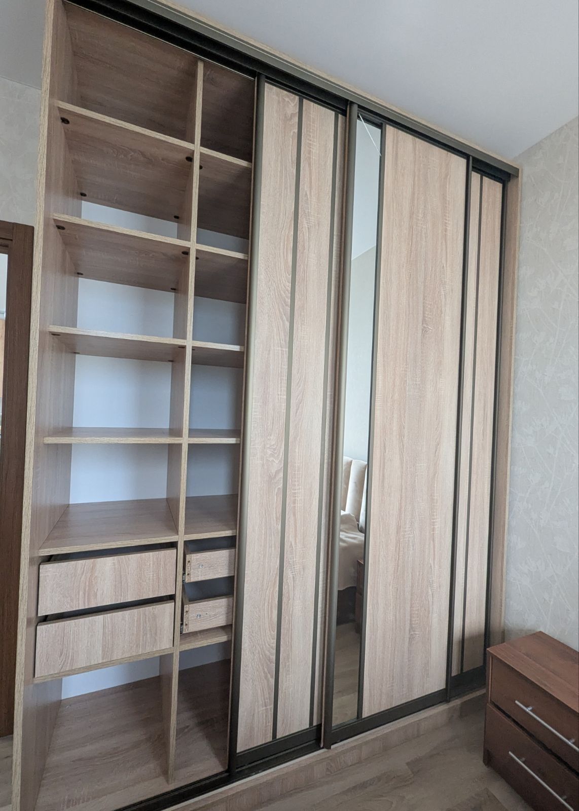 Нові двері, фасад для шафи купе