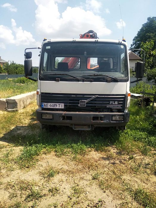 VOLVO FL6 с манипулятором