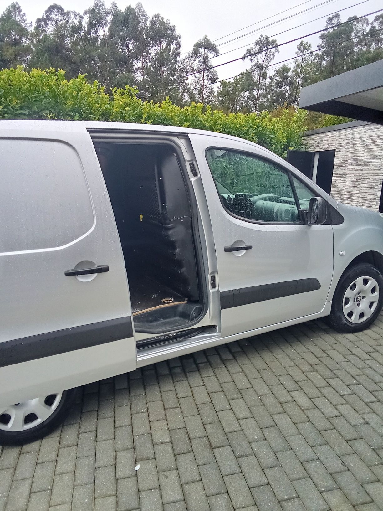 Peugeot partner  1.6 hdi