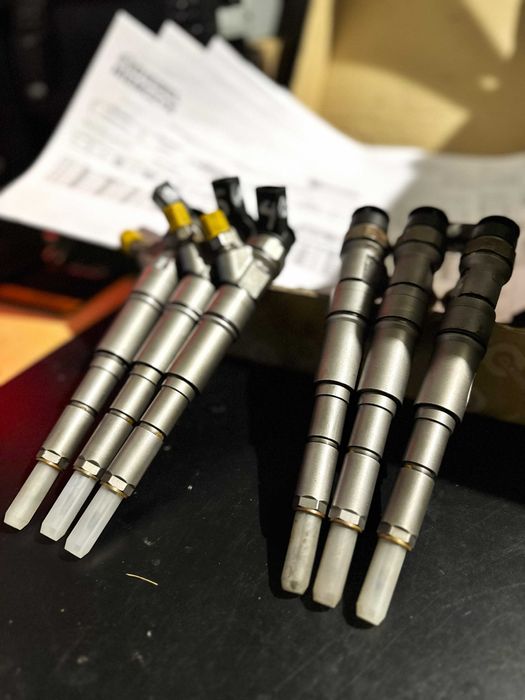 Komplet wtryskiwaczy po regeneracji do BMW E60 530D 218KM 131" WYDRUKI