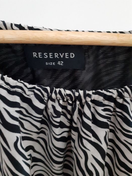 Sukienka firmy Reserved rozmiar L/XL