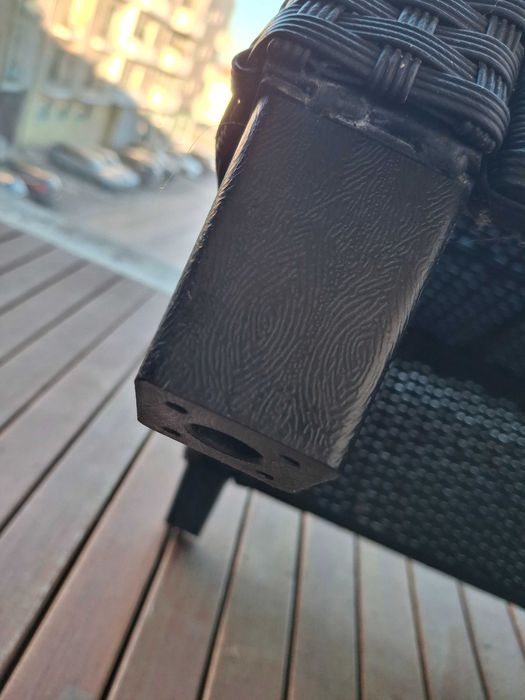 Cadeiras de jardim e mesa de exterior