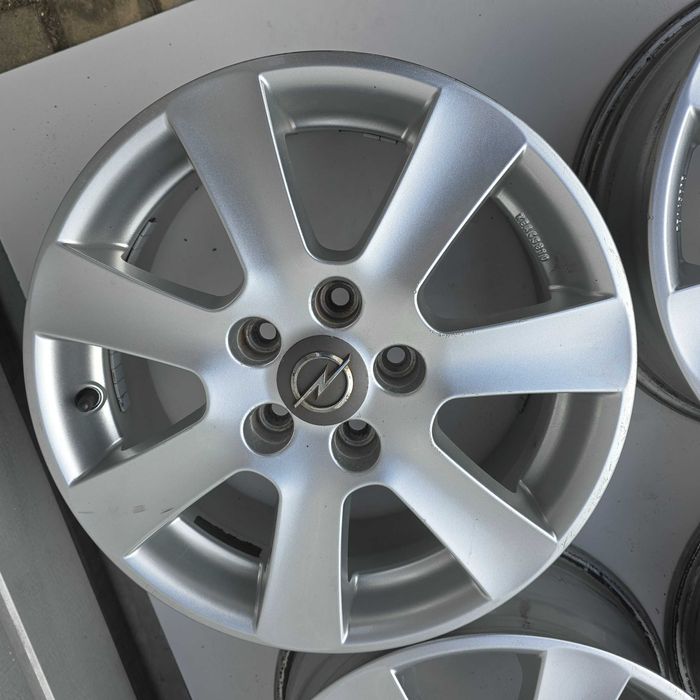 Alufelgi OPEL ASTRA III ZAFIRA A MERIVA VECTRA 5x110 16'' ET40 7.0 4sz