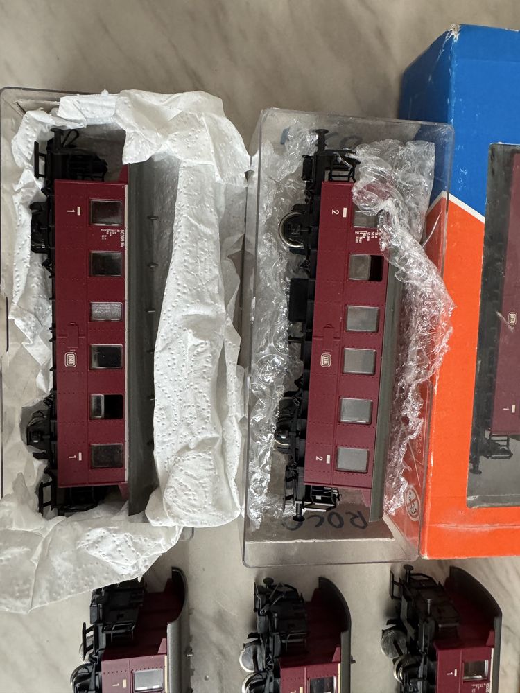 Wagon osobowy, kolejka elektryczna ROCO 1:87, jak piko