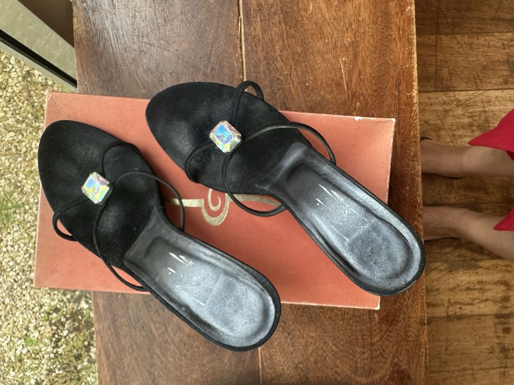 Sandalias toilete