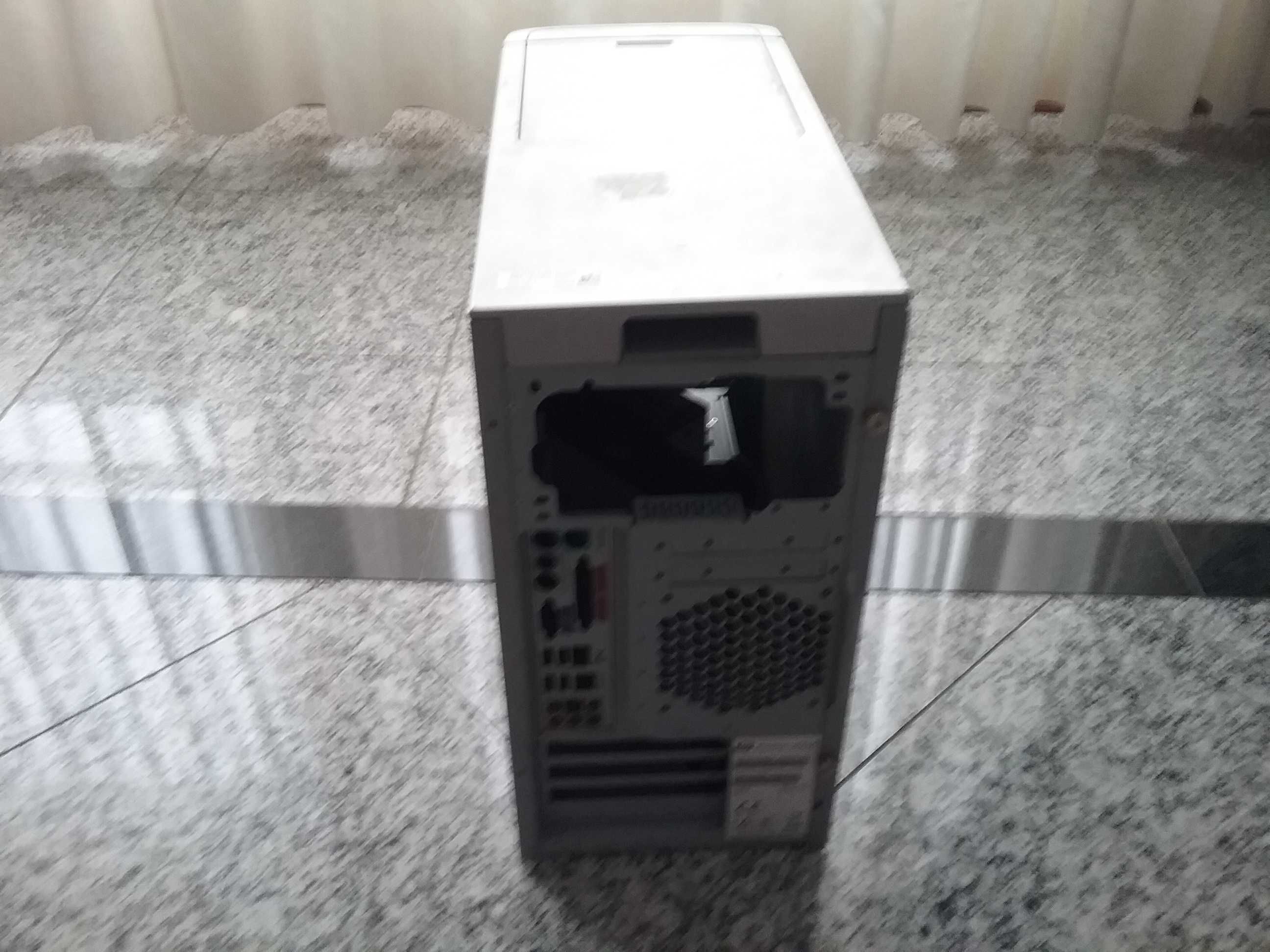 Torre para computador hp
