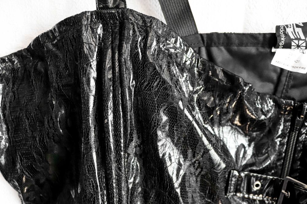 Чорний лакований корсет з мереживом панк рок готика стімпанк phaze 2xl