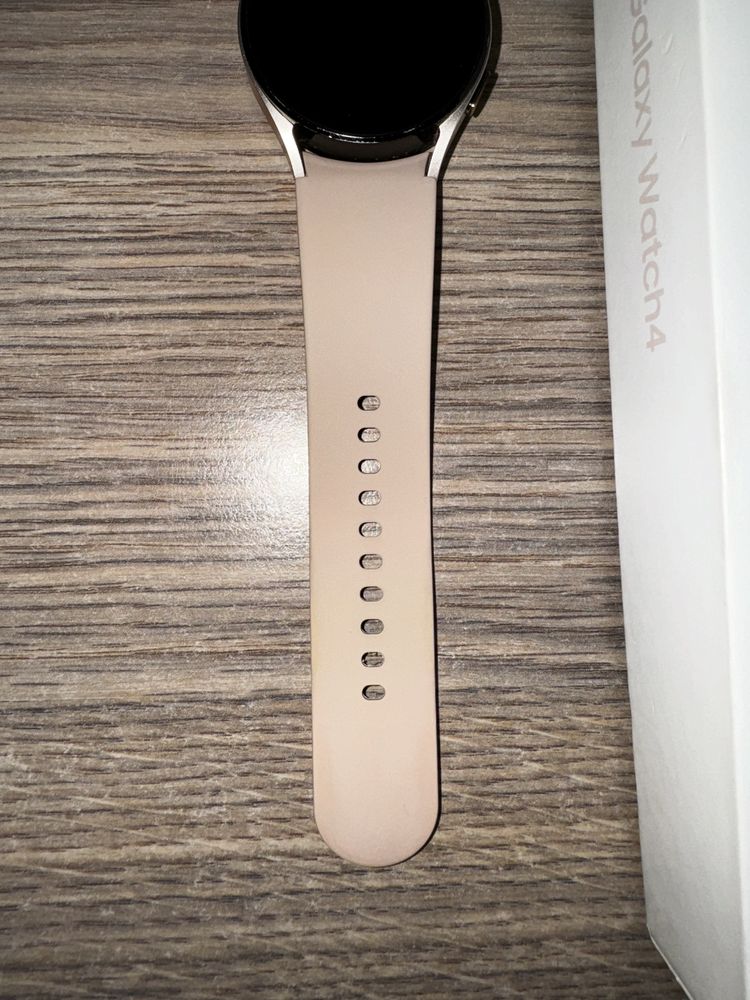 Samsung galaxy watch 4 zegarek kolor różowy