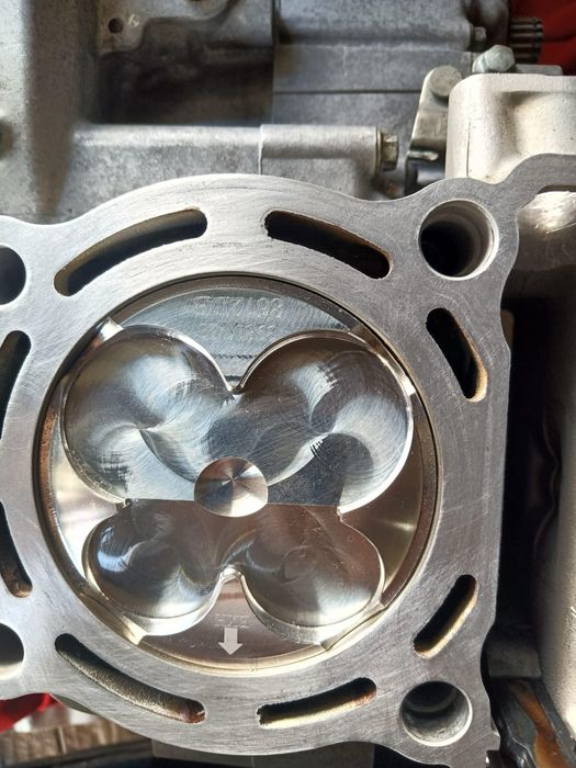 Suzuki 250 Rm-z „Pszczólka”