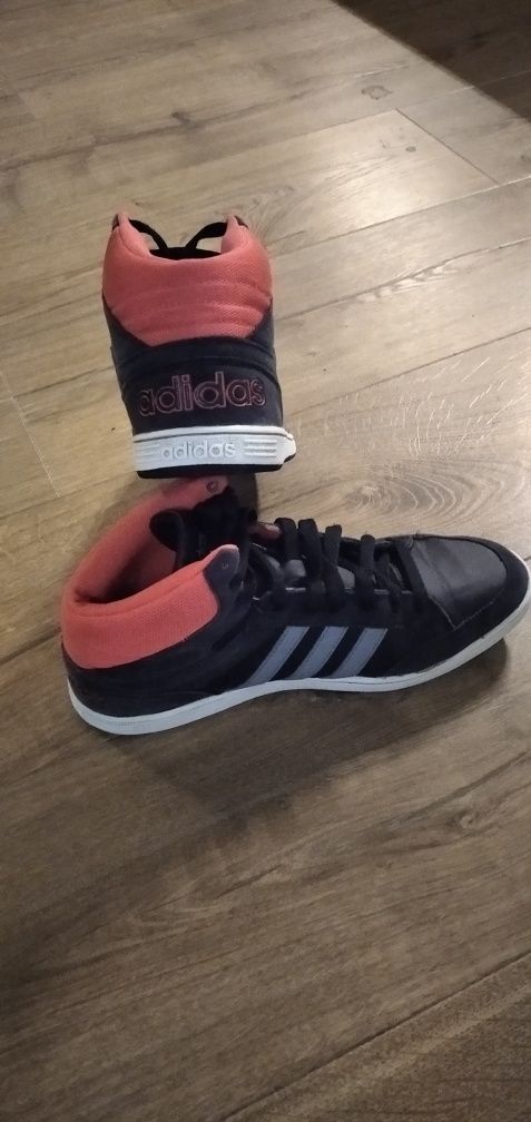 Buty adidas za kostkę