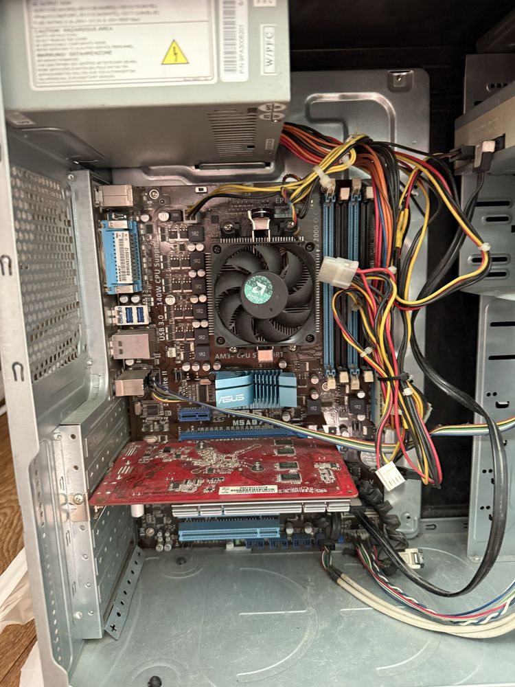 AMD 4100 radeon  5450  с блоком питания