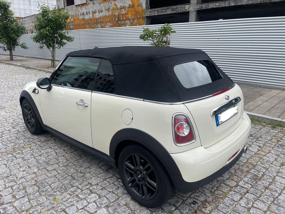 Mini Cooper 1.6D Descapotável