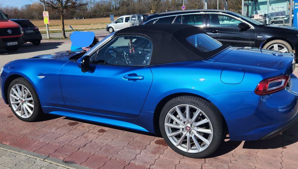 Fiat 124 Spider versão Lusso