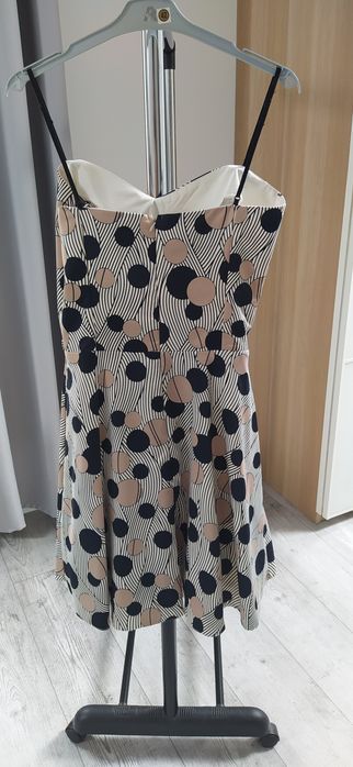 Sukienka rozkloszowana rozm 38