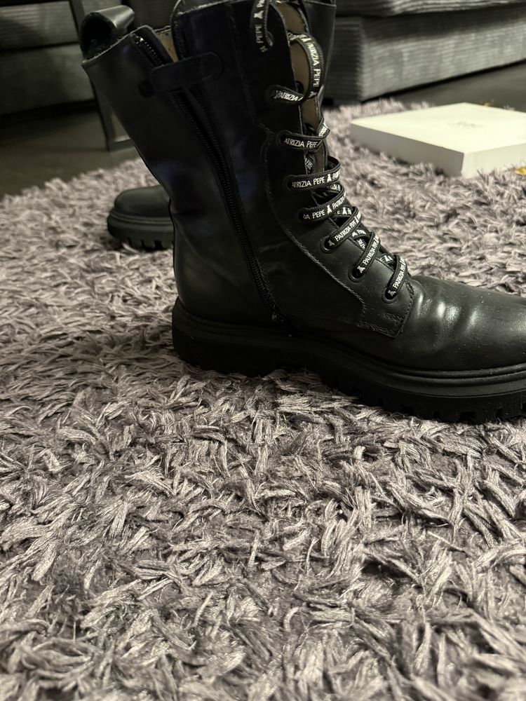 Buty trapery patrizia pepe
