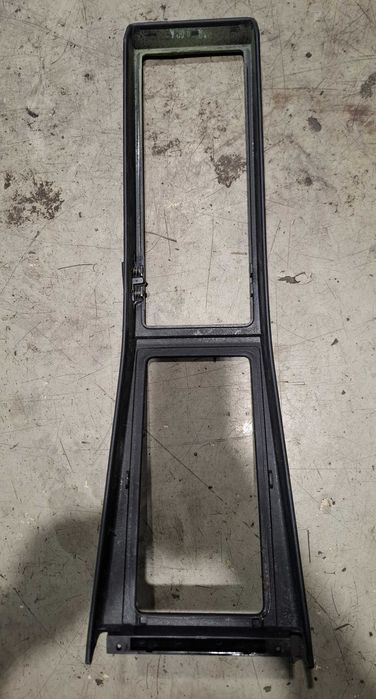 Ramka podłokietnika osłona z przyciskiem Mercedes SL R129