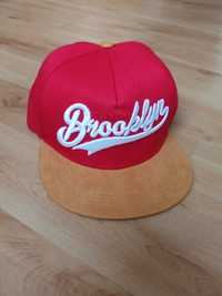 Czerwona czapka z płaskim daszkiem Brooklyn