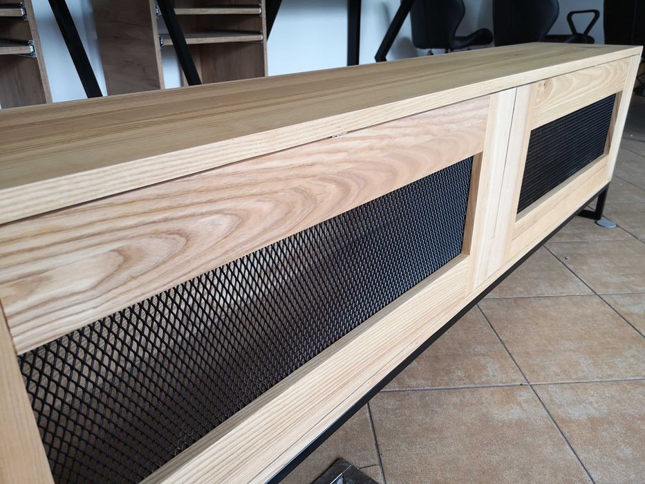 Stoły, stoliki,konsole.