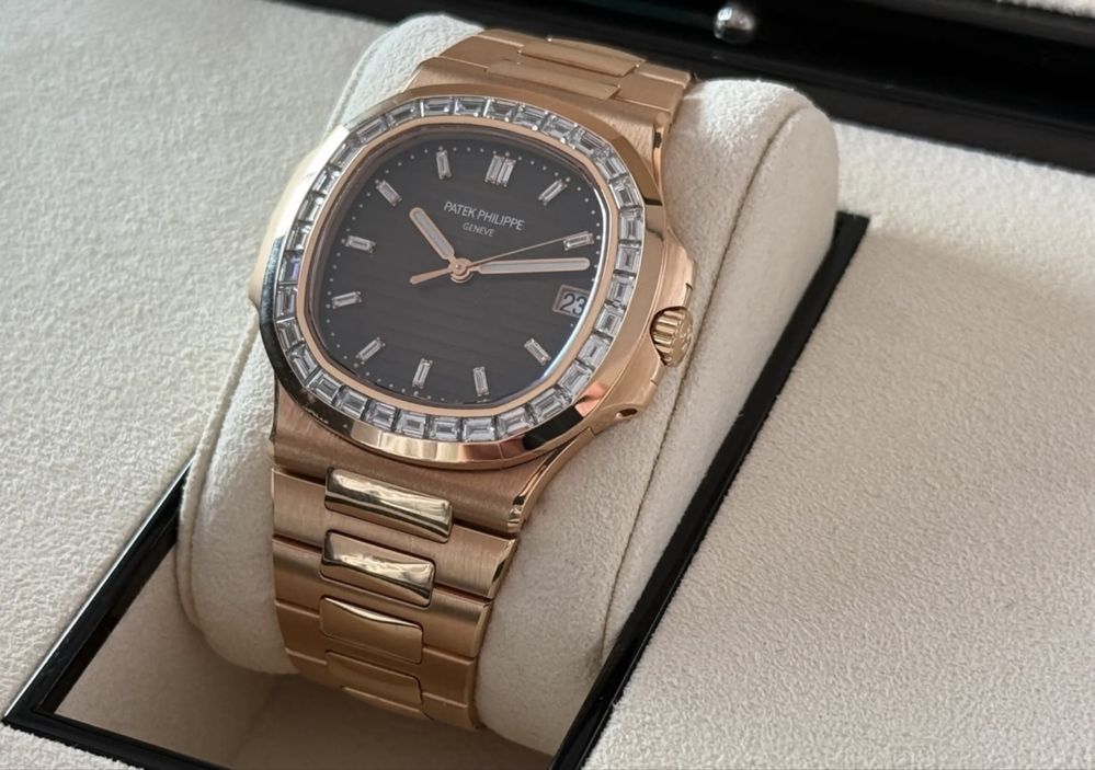 Patek Philippe Nautilus with diamond. Gold 20К.