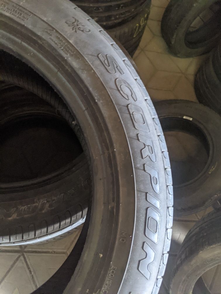 235/55R19 Pirelli комплект