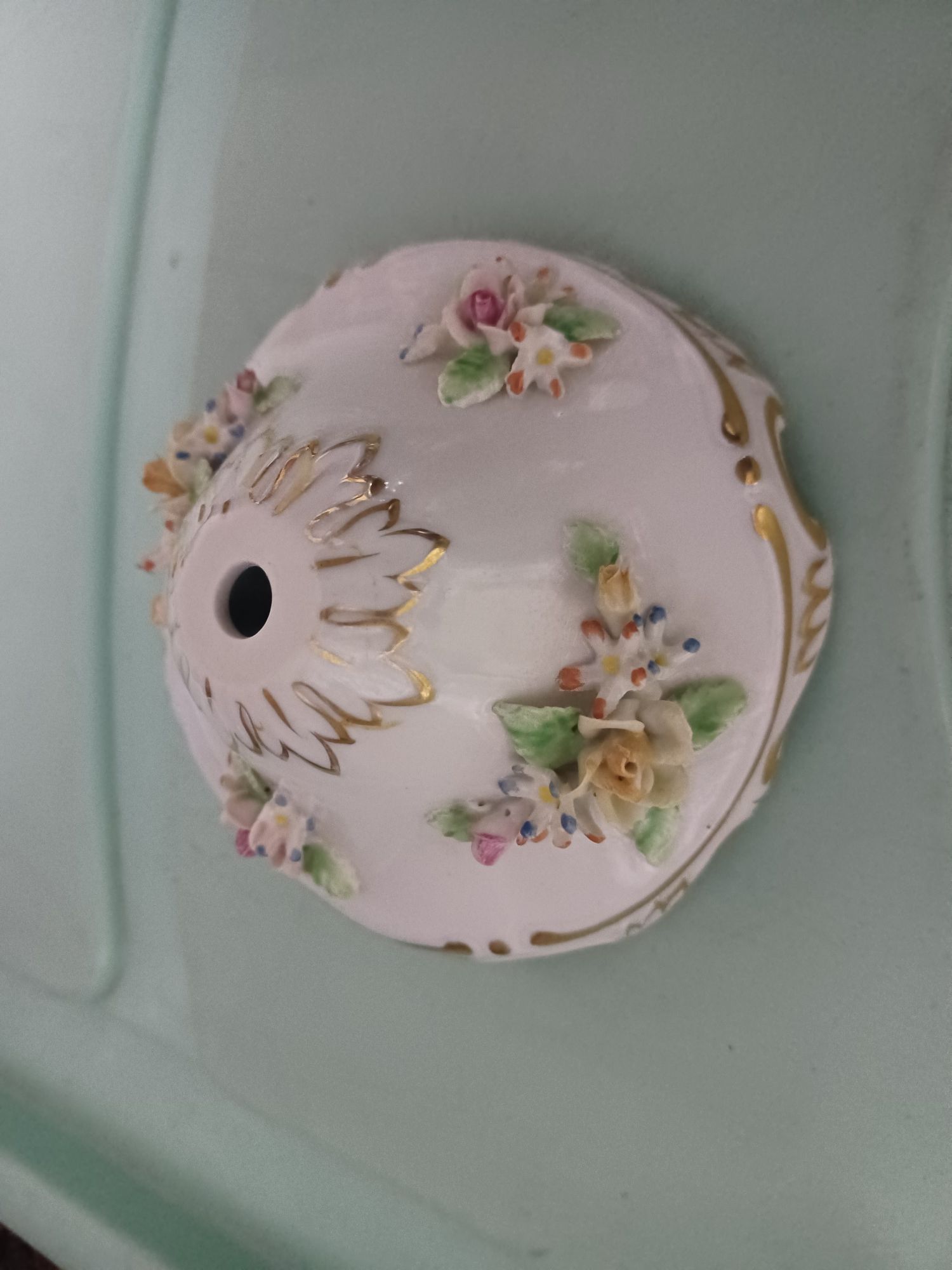 Peça em porcelana Artibus