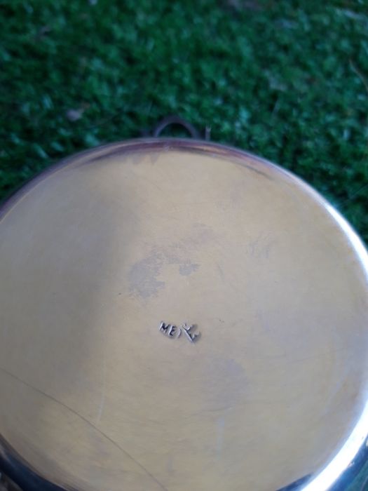 Stara Metalowa Popielniczka Zdobiona Sygnowana