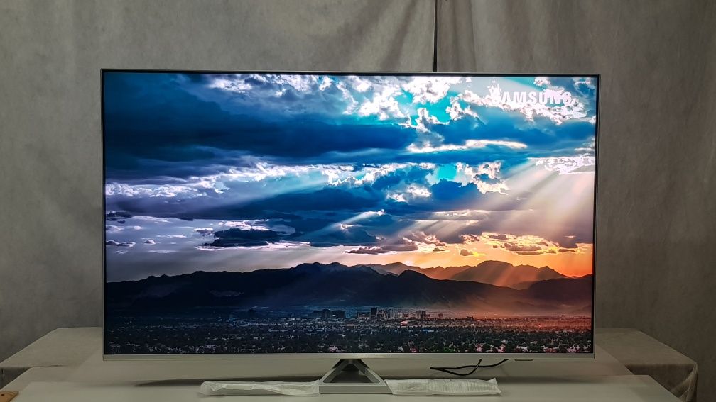 1-Philips 58PUS8506 android tv. Wi-Fi. T2. 4K.