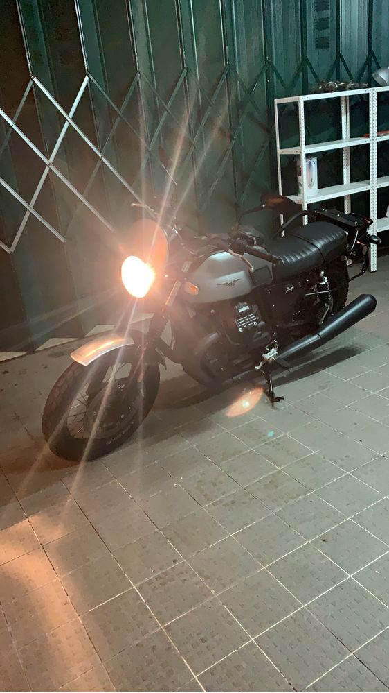 Moto Guzzi V7 iii Rough