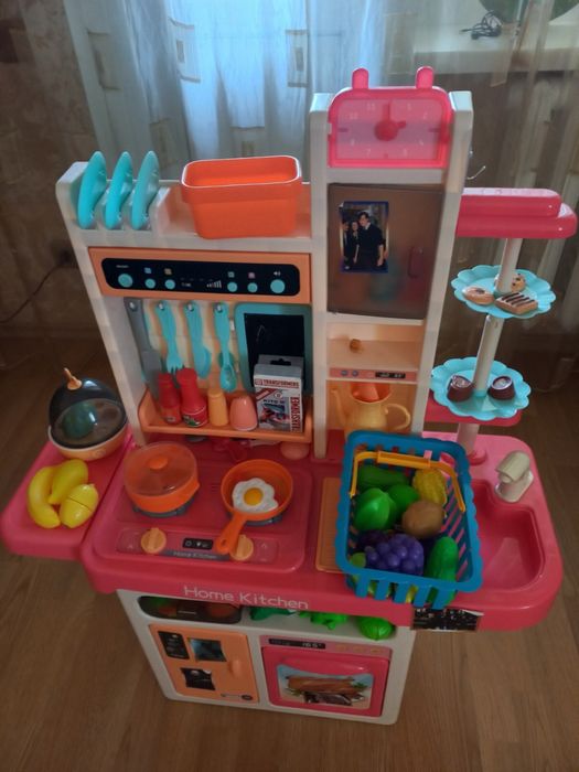 Детская кухня Home Kitchen с музыкой и подсветкой — как новая