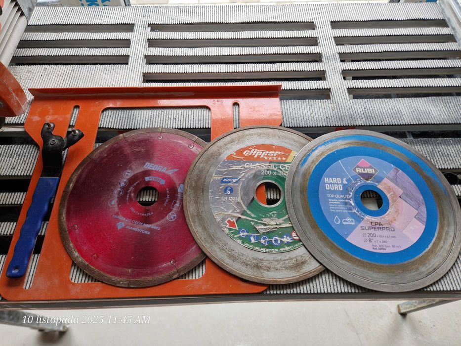 Przecinarka do glazury Norton + 4 tarcze