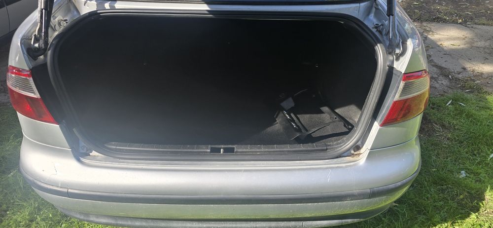 Seat Toledo 1.6 benzyna
