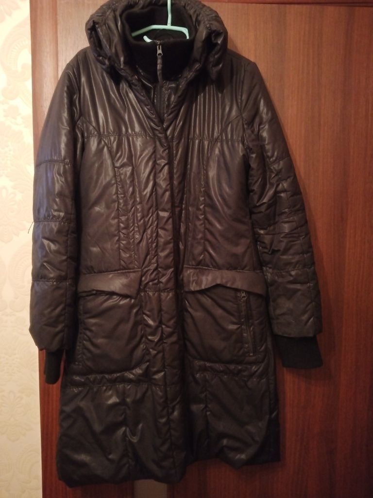 Продам зимние тёплое женское пальто