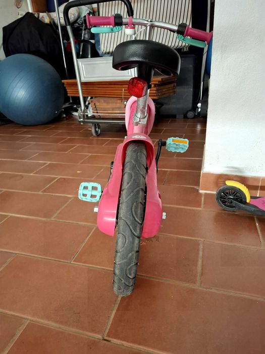 Bicicleta menina