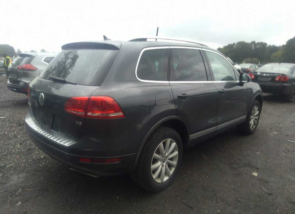 Разборка шрот VW Touareg V6 2013 NF