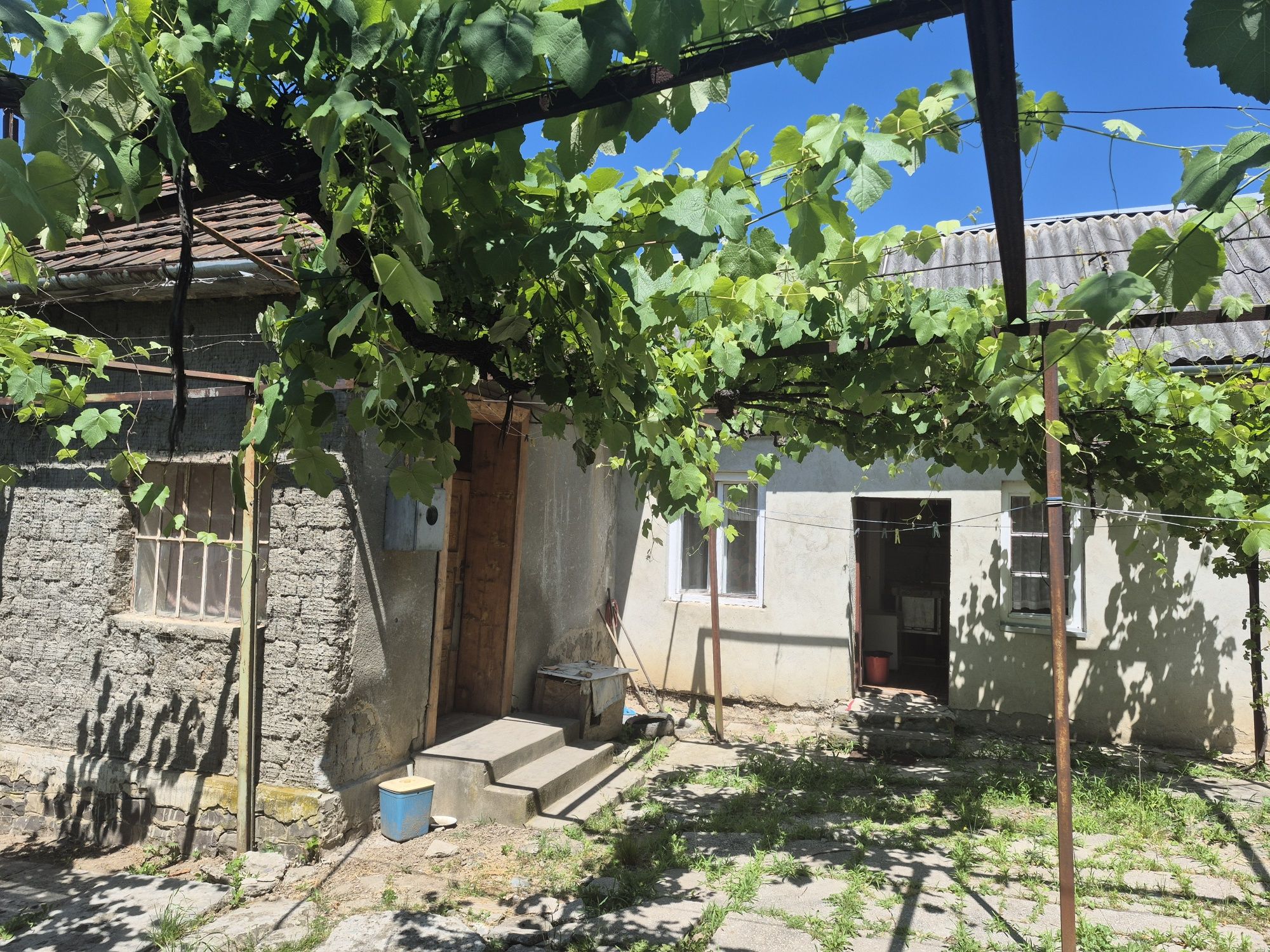 Продаж будинку під реконструкцію Підгоряно.