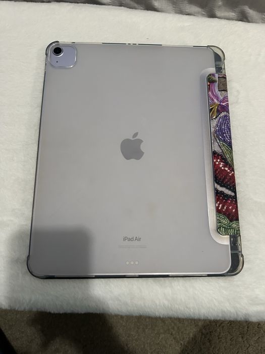 iPad Air 13" (2024) 6ª geração 128 GB - WiFi - Roxo