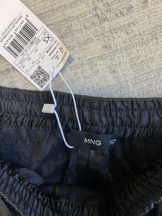 Брюки  Манго текущая клллекция.Размер хс(талия 33,бедра 45,длина 100)