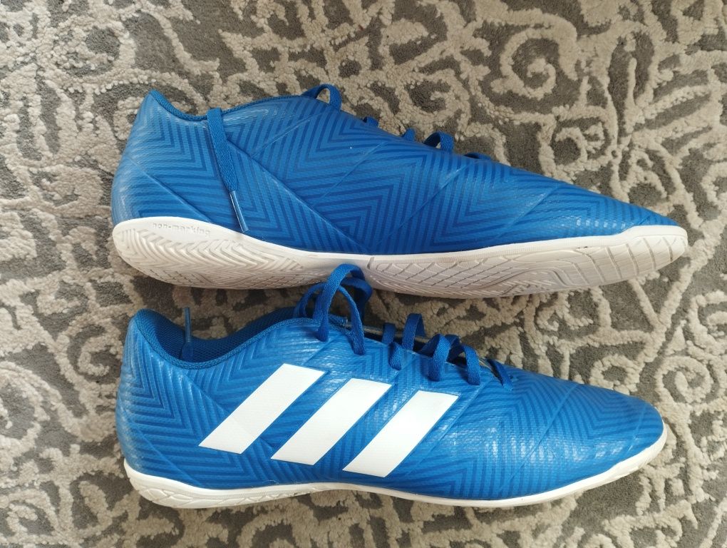Adidas 44 halówki