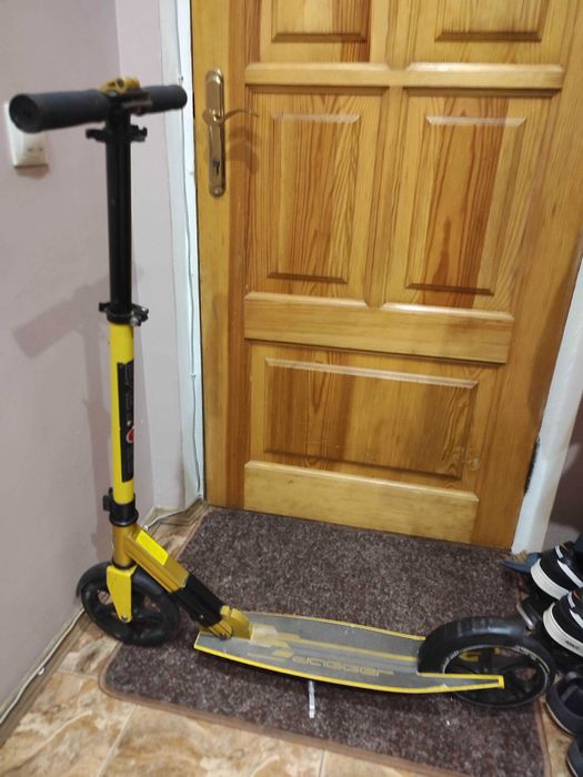 Продам Самокати.