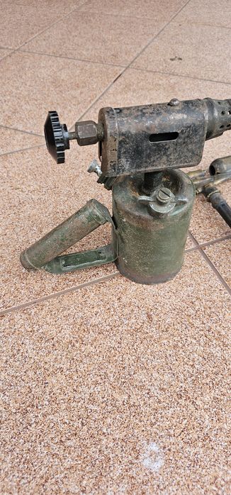 Stara Lutlampa naftowa