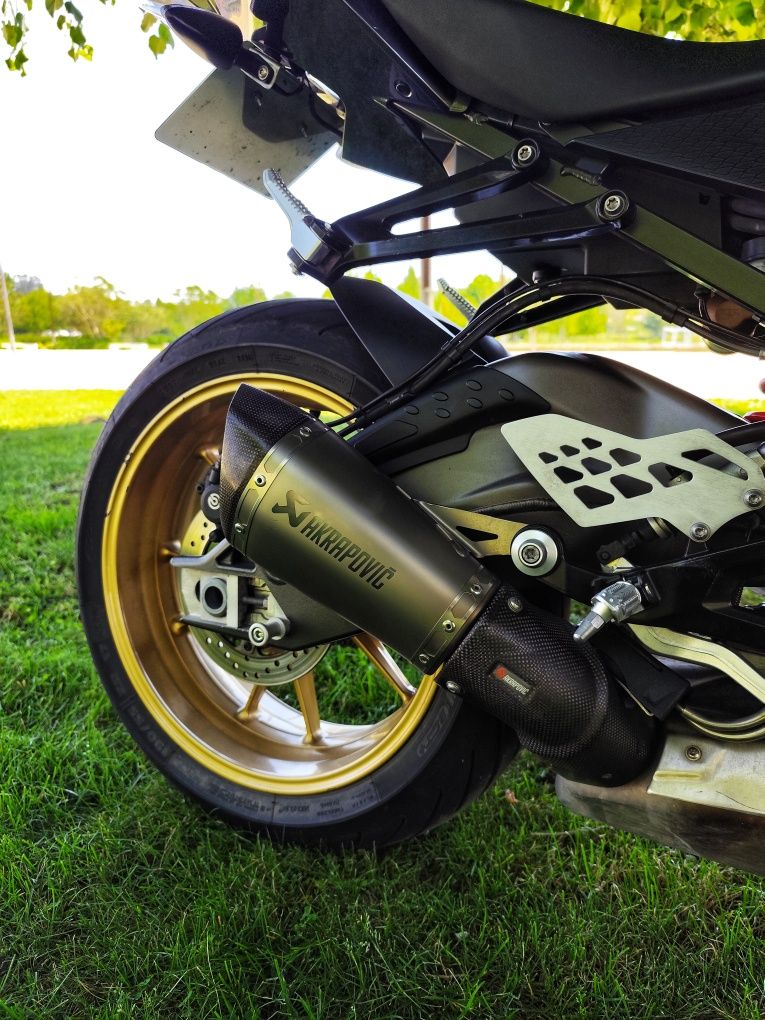 BMW S1000RR 2011