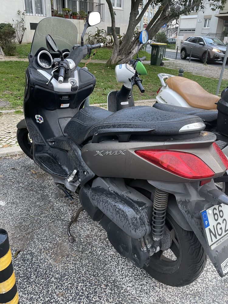 Yamaha XMAX 250  ano 2012